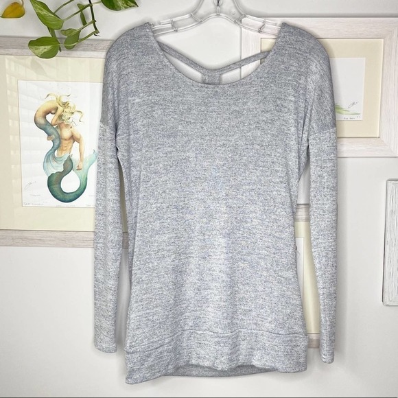 Athleta Gray Pose Layered Open Back Top Size XXS - Picture 2 of 11